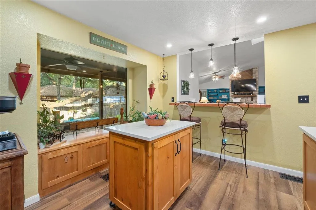 208 Daybreak Cove Buda TX 78610