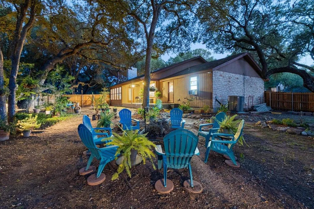 208 Daybreak Cove Buda TX 78610