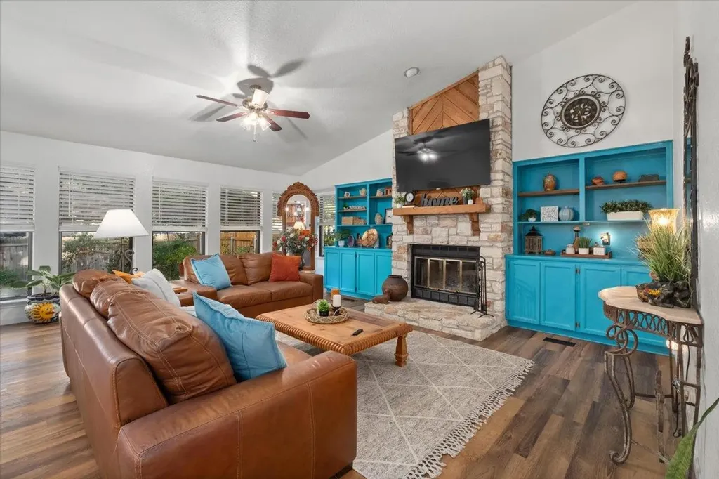 208 Daybreak Cove Buda TX 78610