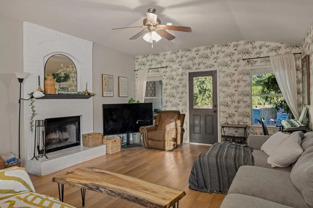 5405 Park At Woodlands Drive Austin TX 78724