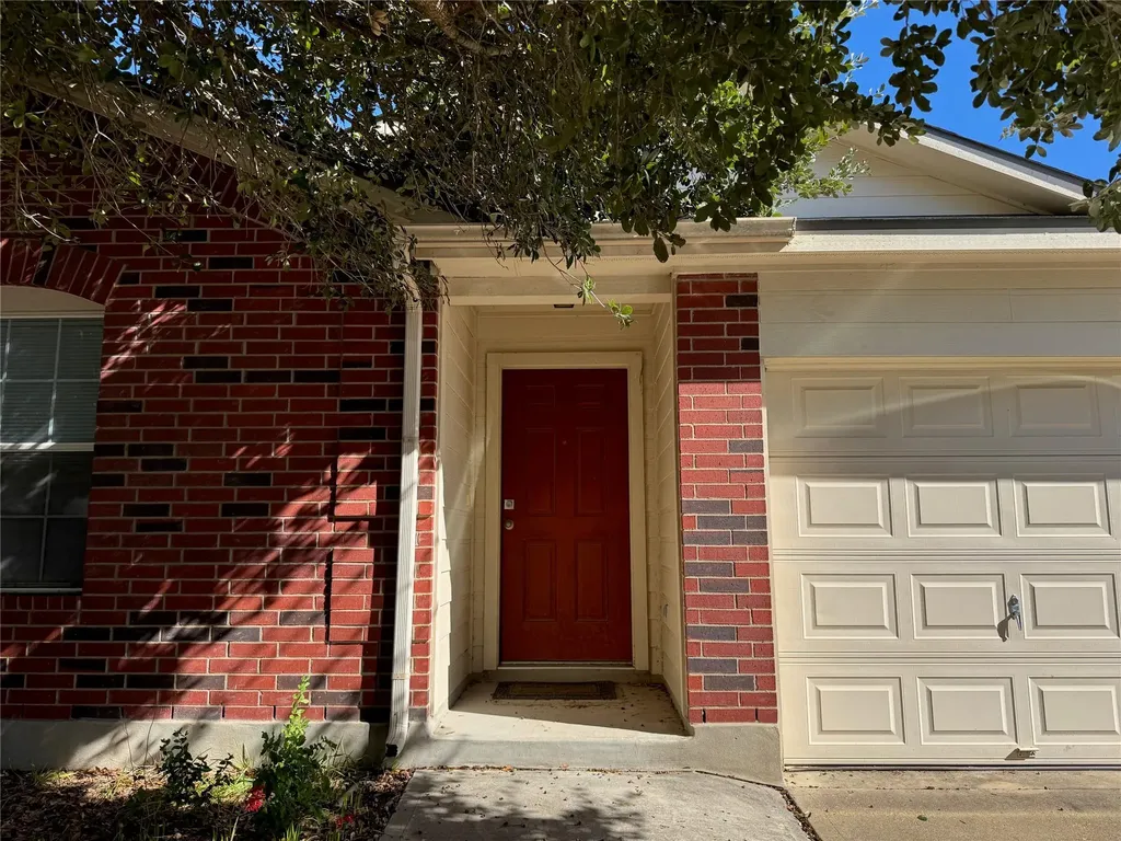 18420 Wind Tree Lane Elgin TX 78621
