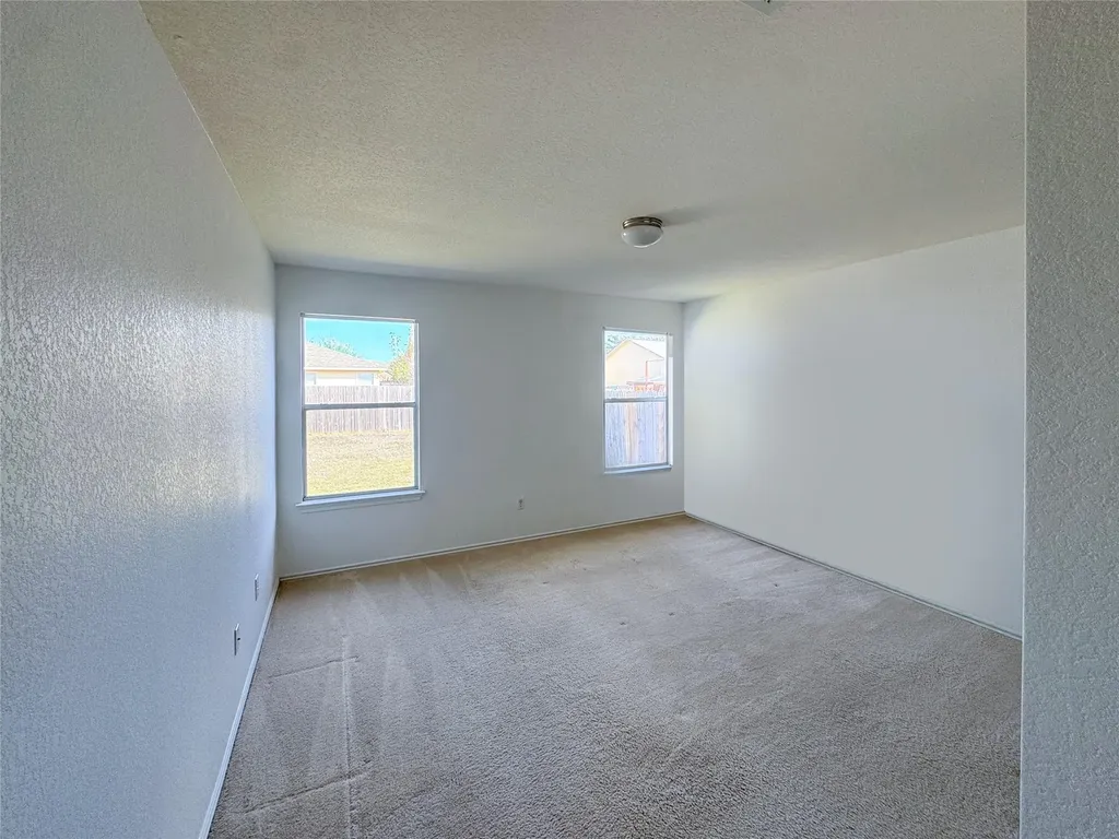 18420 Wind Tree Lane Elgin TX 78621