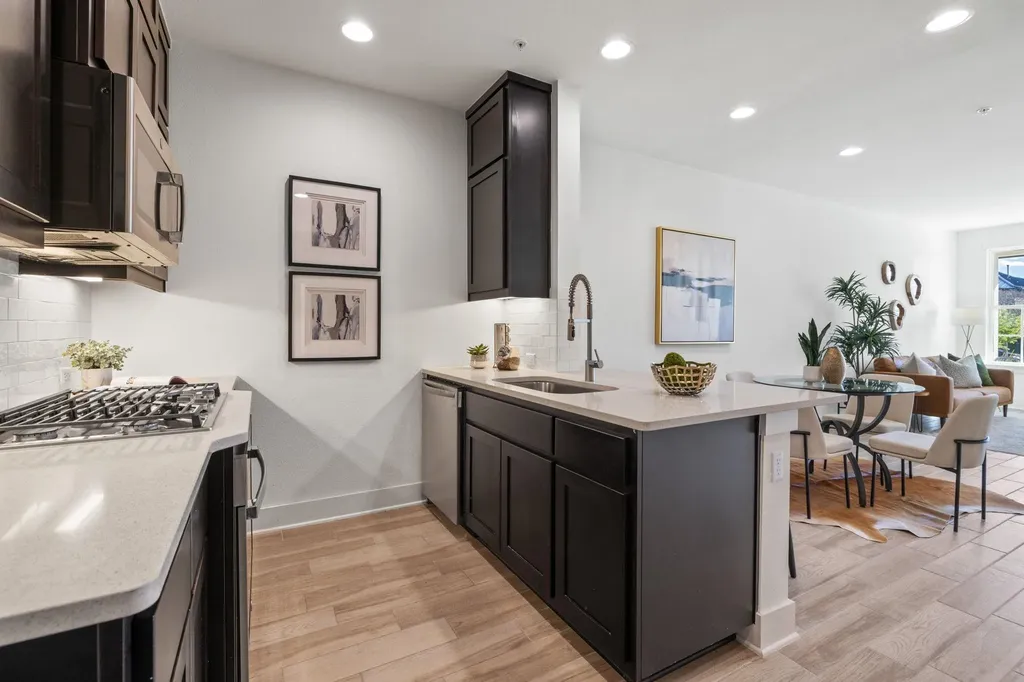 2508 Simond Avenue Austin TX 78723