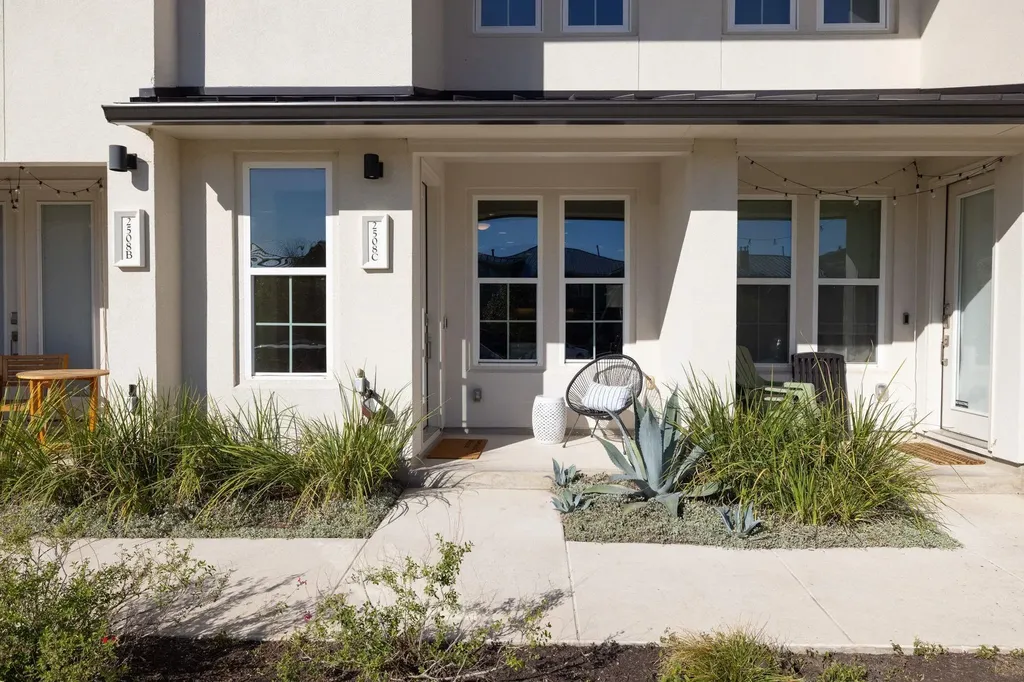 2508 Simond Avenue Austin TX 78723