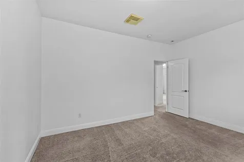 5724 Brittlyns Court Austin TX 78730