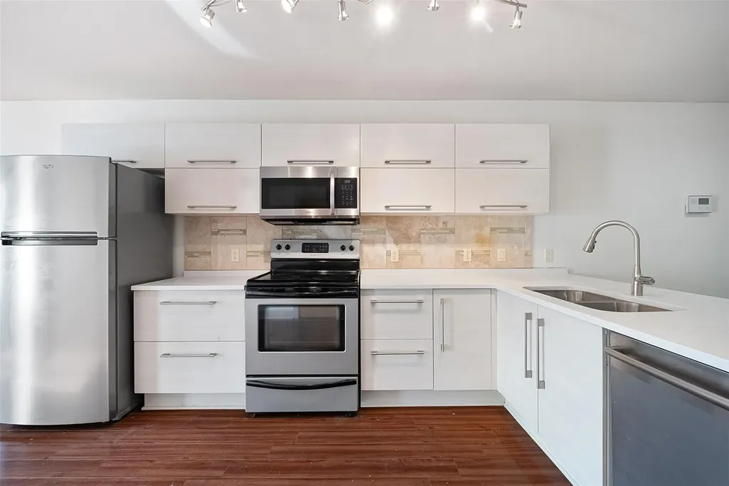 1101 Grove Boulevard Austin TX 78741