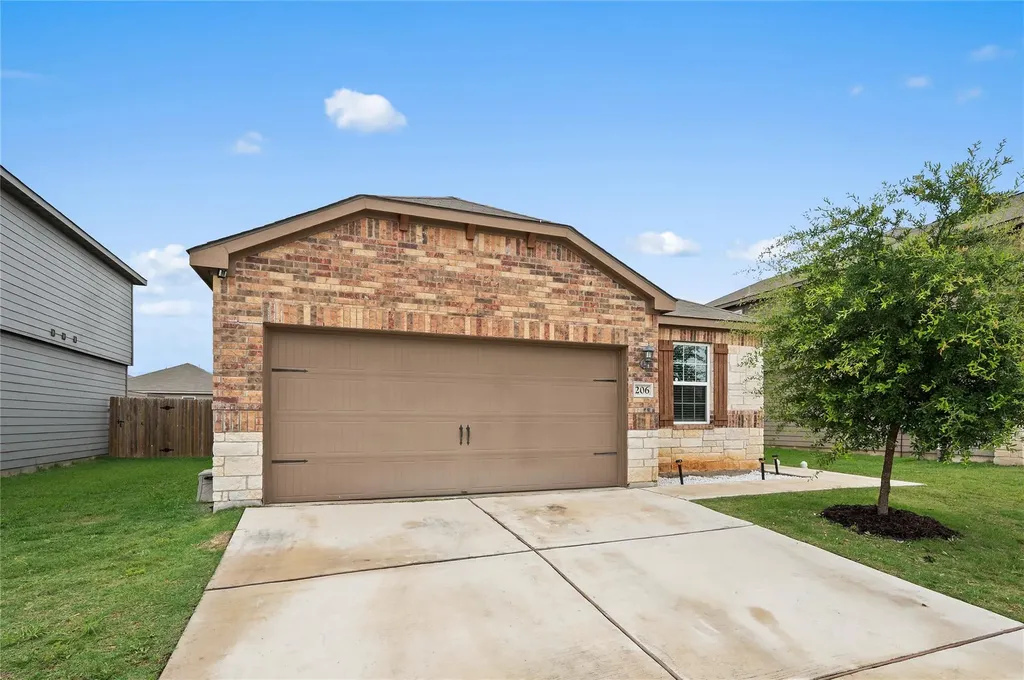 206 Star Spangled Drive Liberty Hill TX 78642