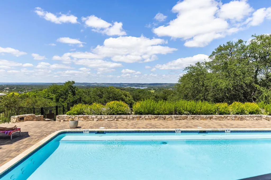 2433 Founders Circle Spicewood TX 78669