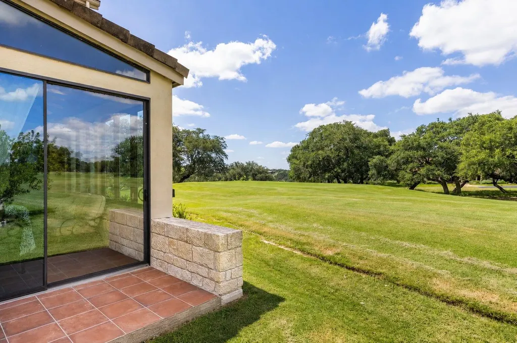 2433 Founders Circle Spicewood TX 78669