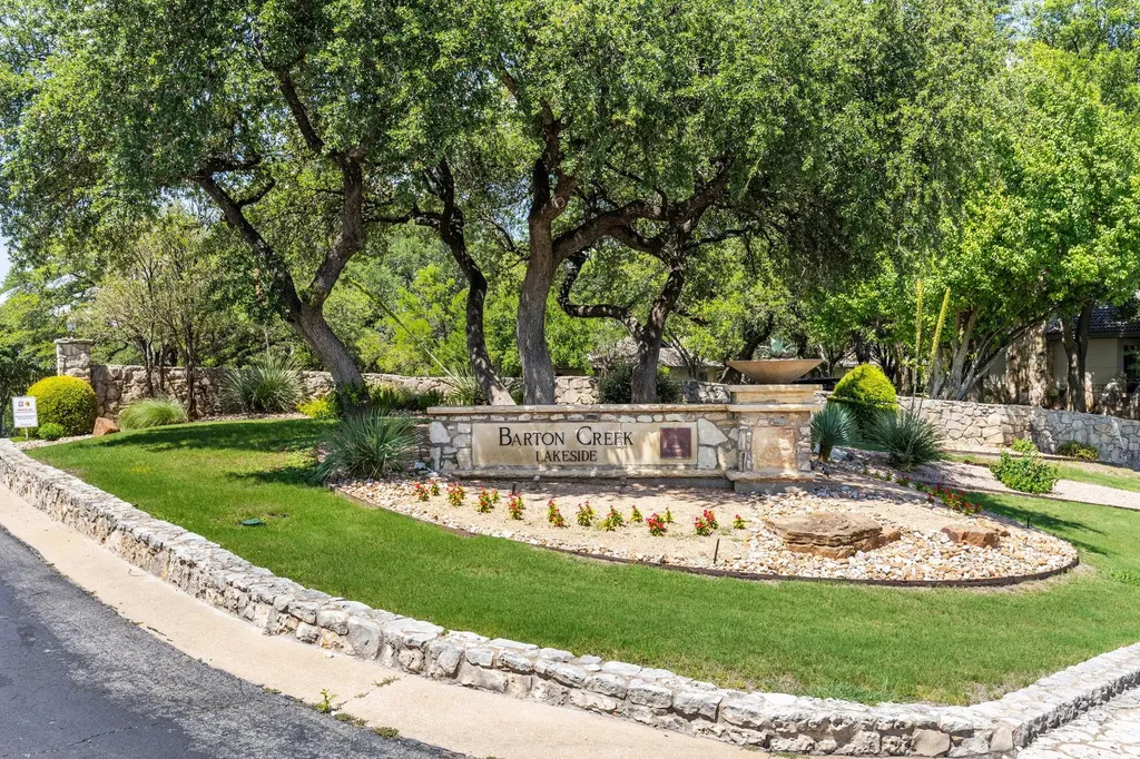 2433 Founders Circle Spicewood TX 78669