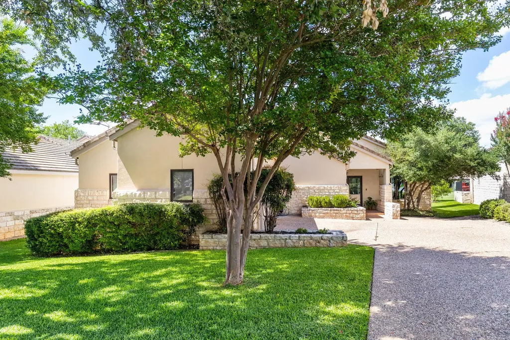 2433 Founders Circle Spicewood TX 78669