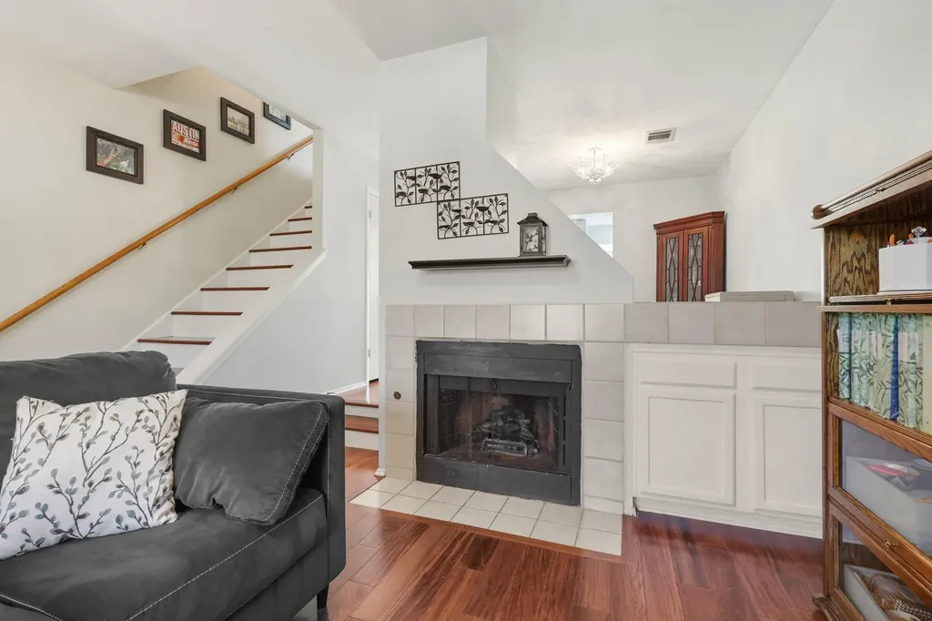 11901 E Swearingen Drive Austin TX 78758