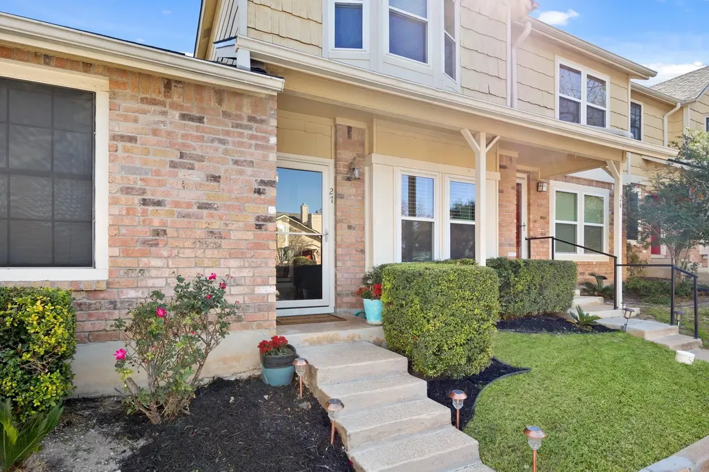 11901 E Swearingen Drive Austin TX 78758