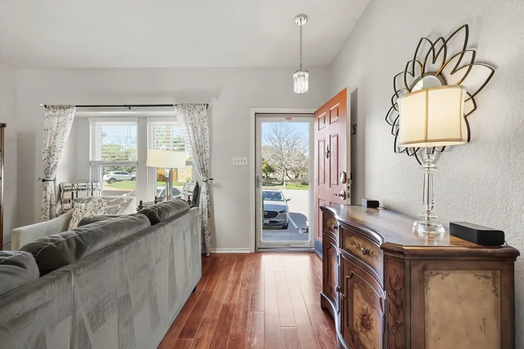 11901 E Swearingen Drive Austin TX 78758