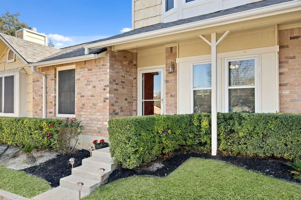 11901 E Swearingen Drive Austin TX 78758