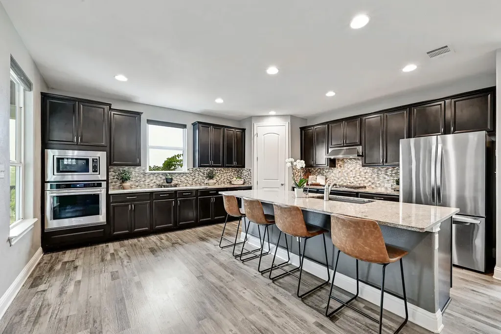 19618 Summit Glory Trail Spicewood TX 78669