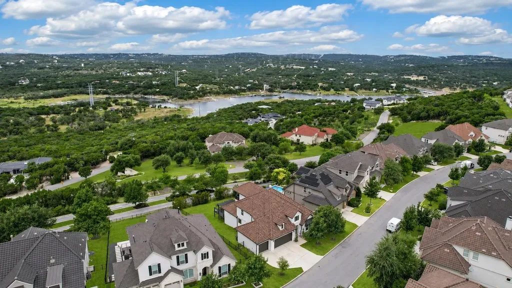 19618 Summit Glory Trail Spicewood TX 78669
