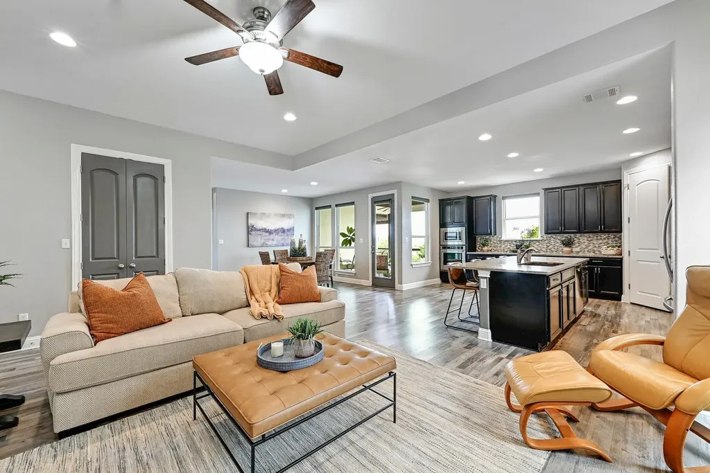 19618 Summit Glory Trail Spicewood TX 78669