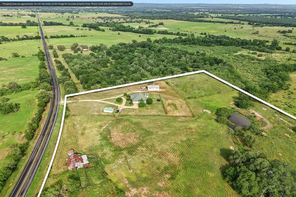 4014 Fm 713 Lockhart TX 78644