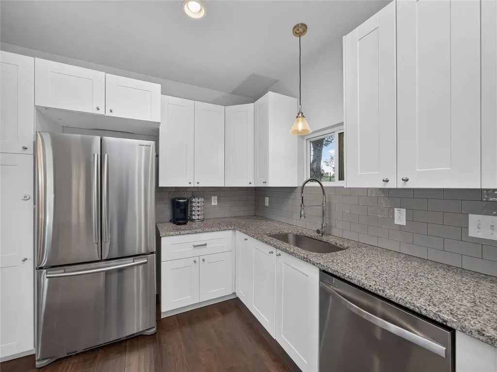 4504 Kitty Avenue Austin TX 78721