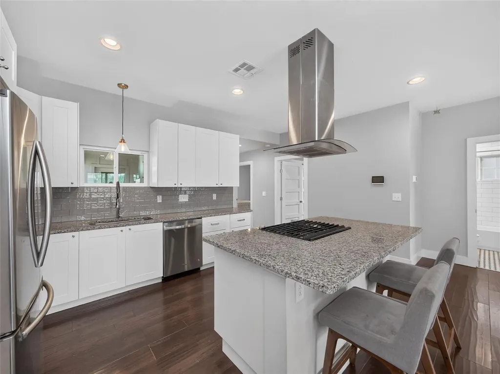 4504 Kitty Avenue Austin TX 78721