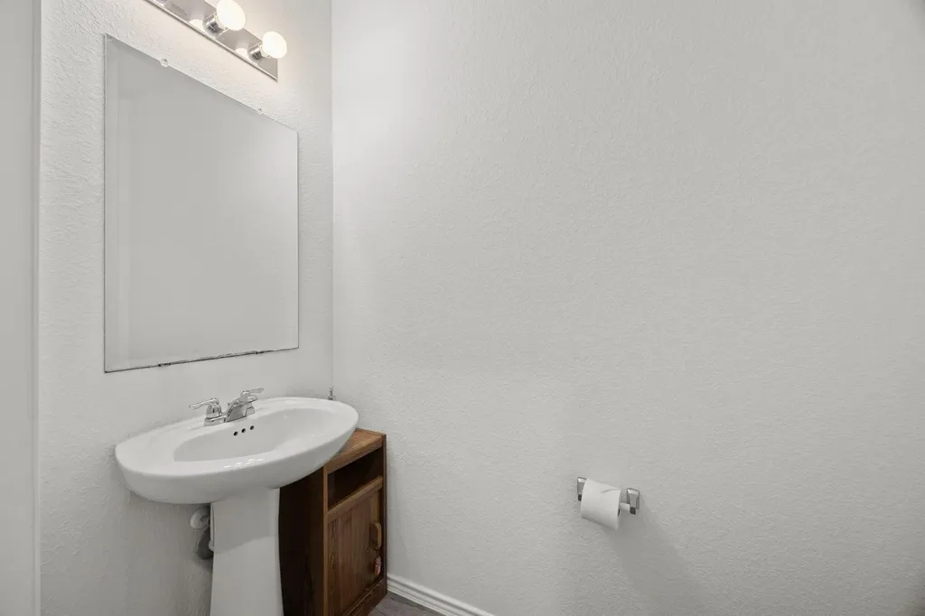 124 Banyon Drive Liberty Hill TX 78642