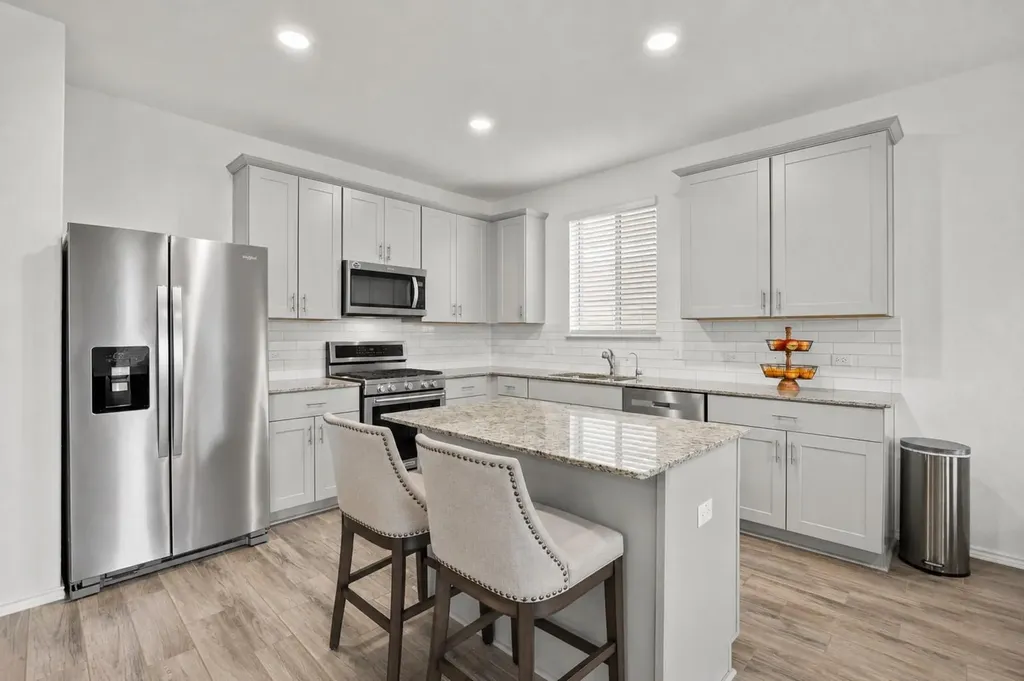 124 Banyon Drive Liberty Hill TX 78642