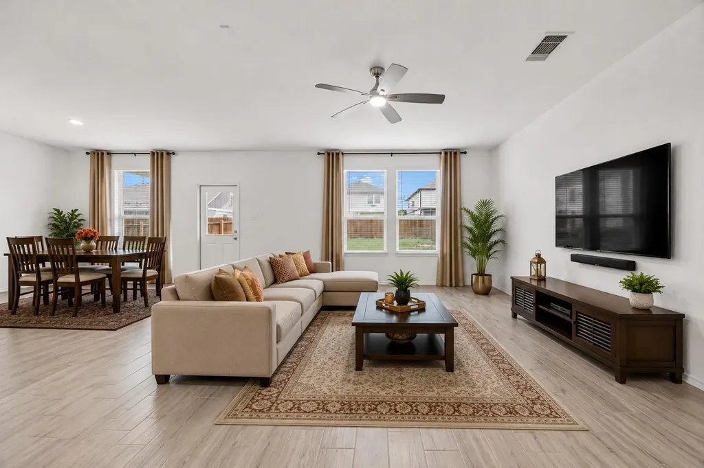 124 Banyon Drive Liberty Hill TX 78642