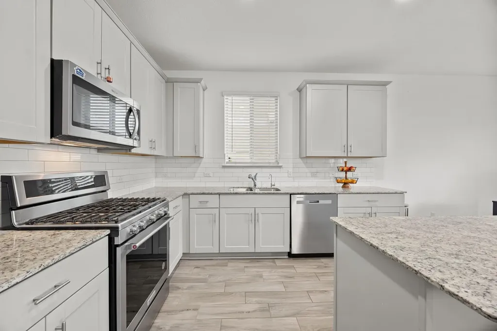 124 Banyon Drive Liberty Hill TX 78642