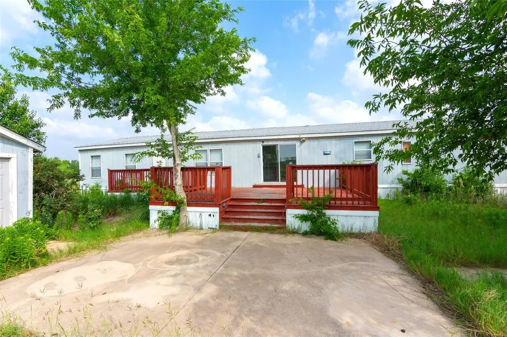 11209 (Tract 1, Bldg 2) Doyle Overton Road Del Valle TX 78617