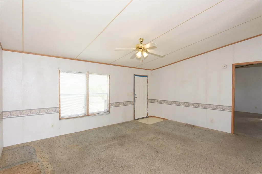 11209 (Tract 1, Bldg 2) Doyle Overton Road Del Valle TX 78617