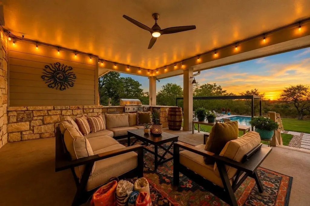335 Turkey Tree Road Spicewood TX 78669