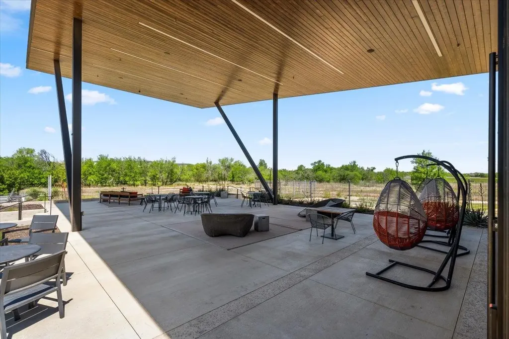 8208 Thelma Jean Drive Austin TX 78744
