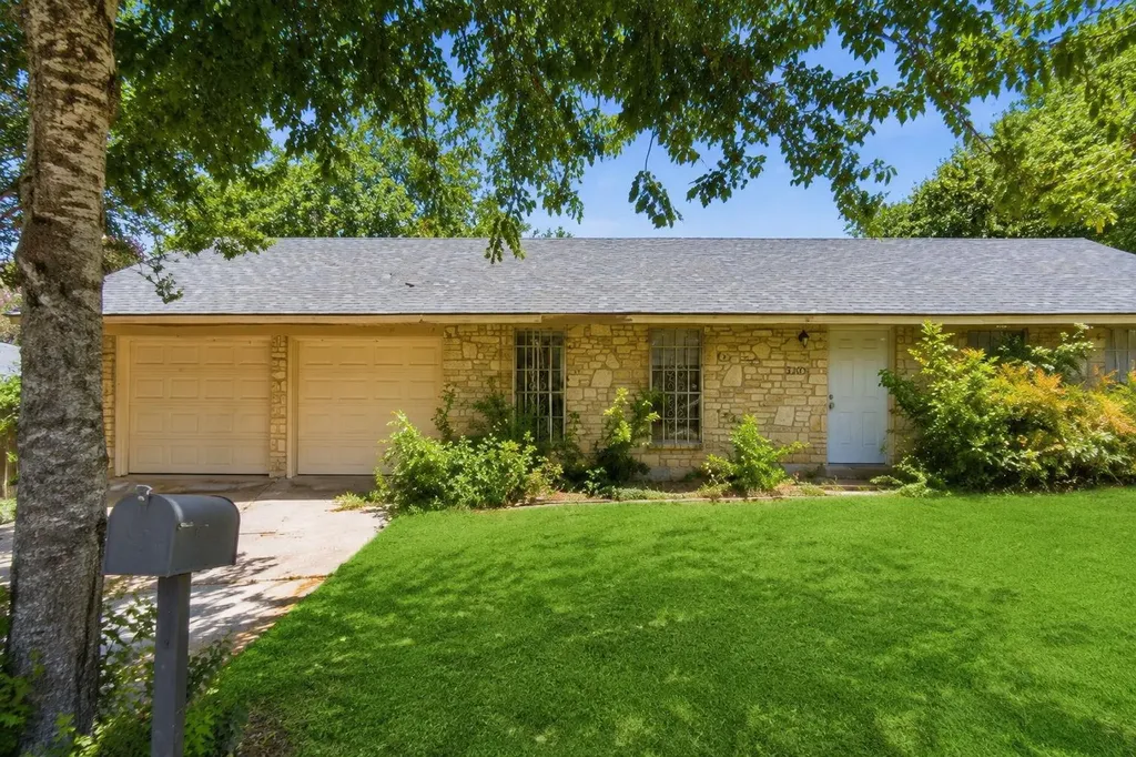 3103 Catalina Drive Austin TX 78741