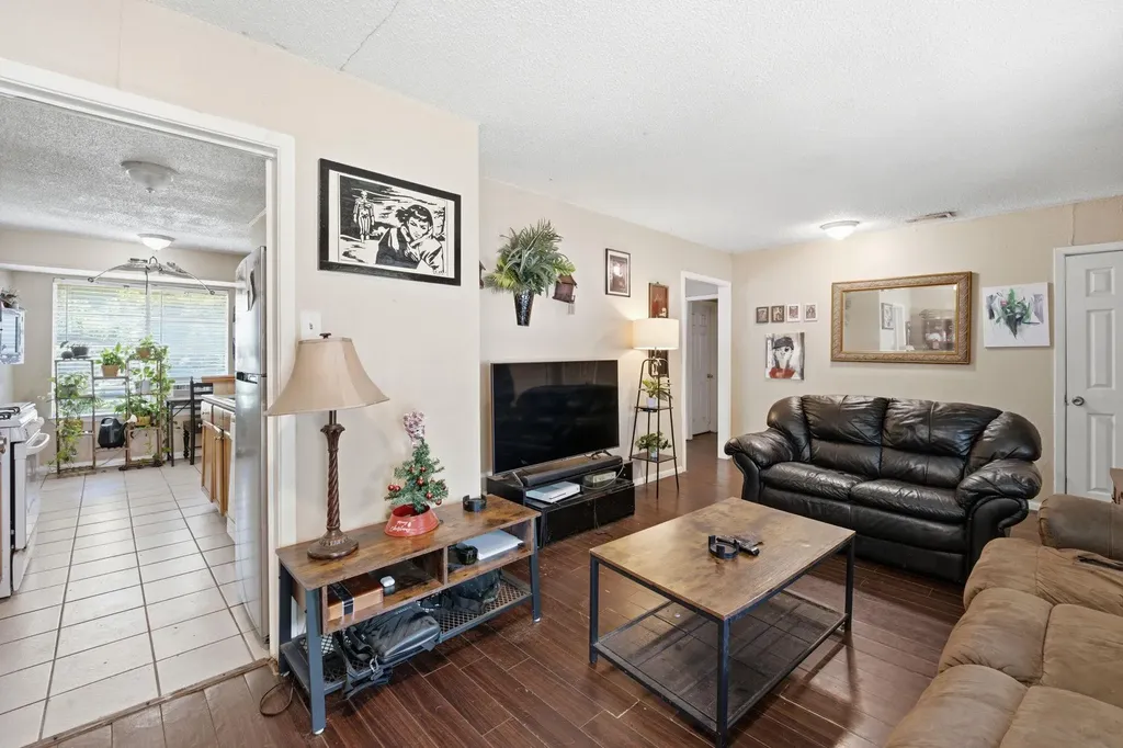 3103 Catalina Drive Austin TX 78741