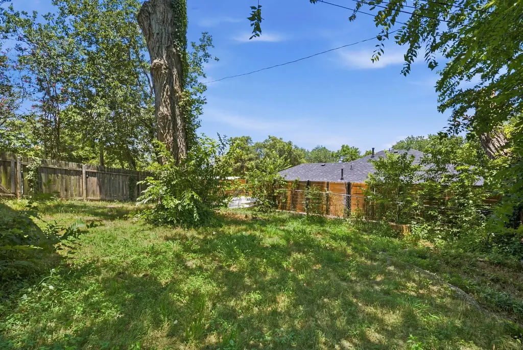3103 Catalina Drive Austin TX 78741