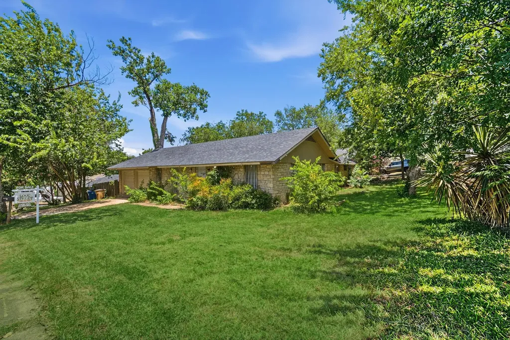 3103 Catalina Drive Austin TX 78741