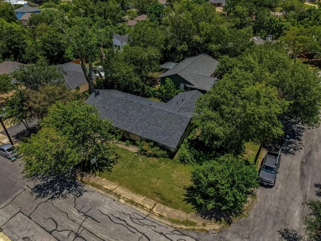 3103 Catalina Drive Austin TX 78741