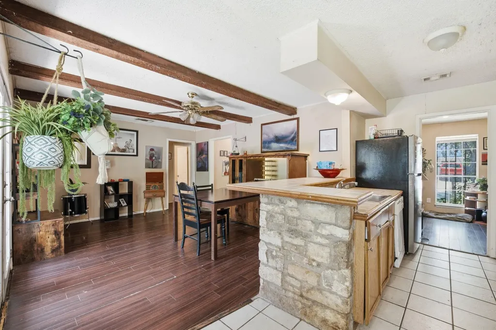 3103 Catalina Drive Austin TX 78741