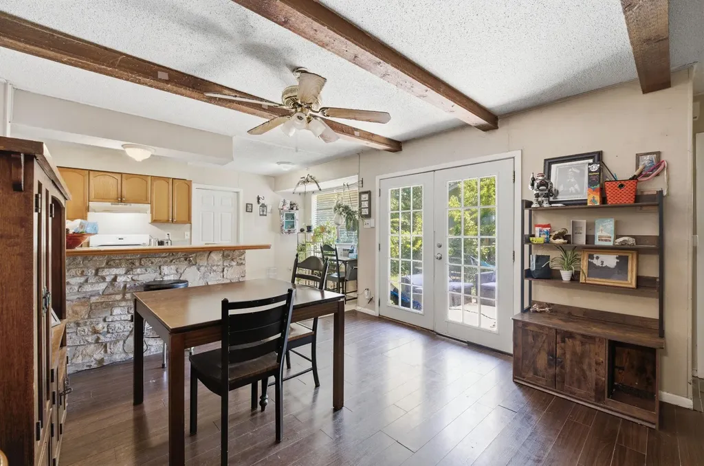 3103 Catalina Drive Austin TX 78741