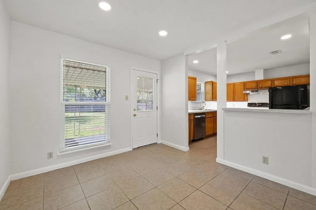 2409 Glen Springs Way Austin TX 78741