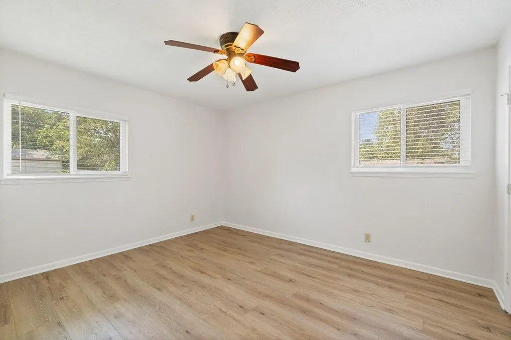 2409 Glen Springs Way Austin TX 78741
