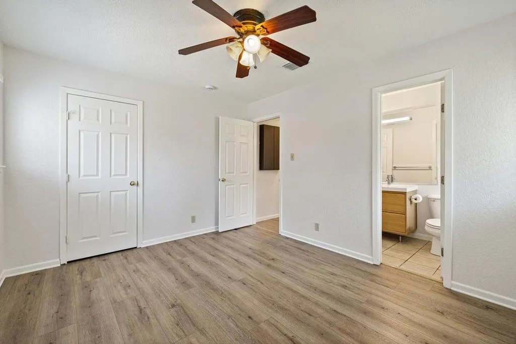 2409 Glen Springs Way Austin TX 78741