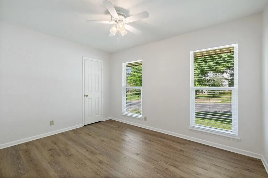 2409 Glen Springs Way Austin TX 78741