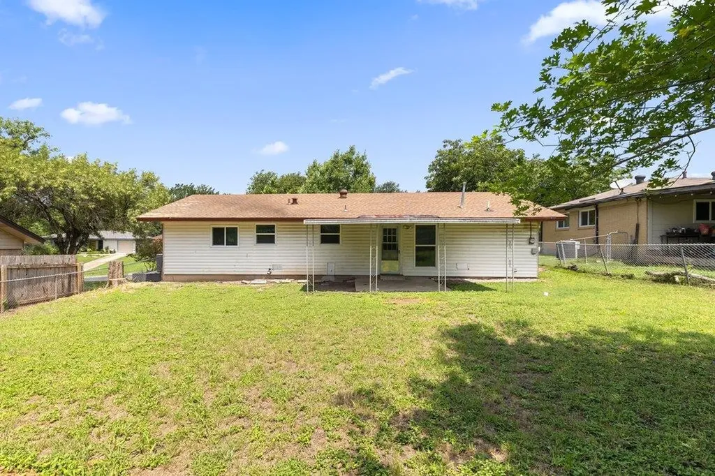 2409 Glen Springs Way Austin TX 78741