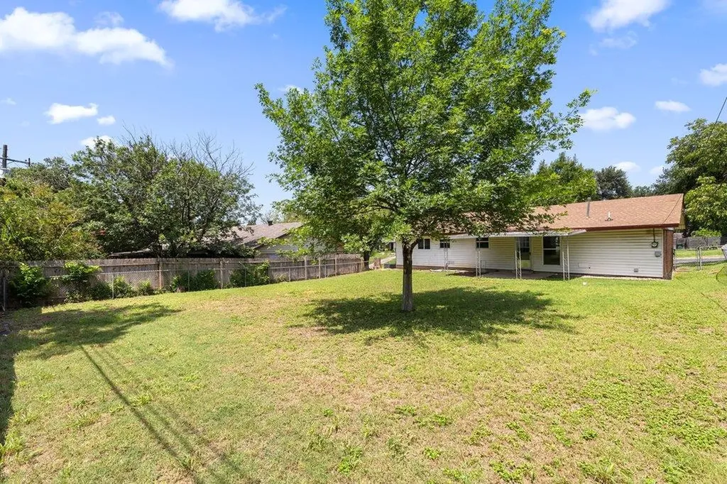 2409 Glen Springs Way Austin TX 78741