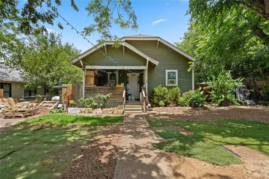 905 W 10th Street Georgetown TX 78626