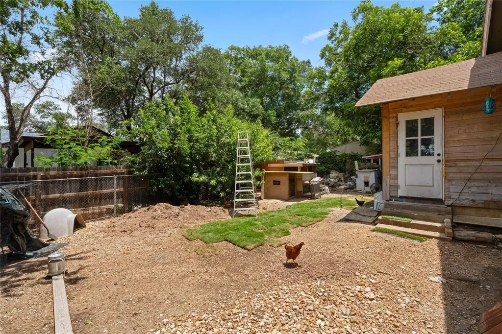 905 W 10th Street Georgetown TX 78626