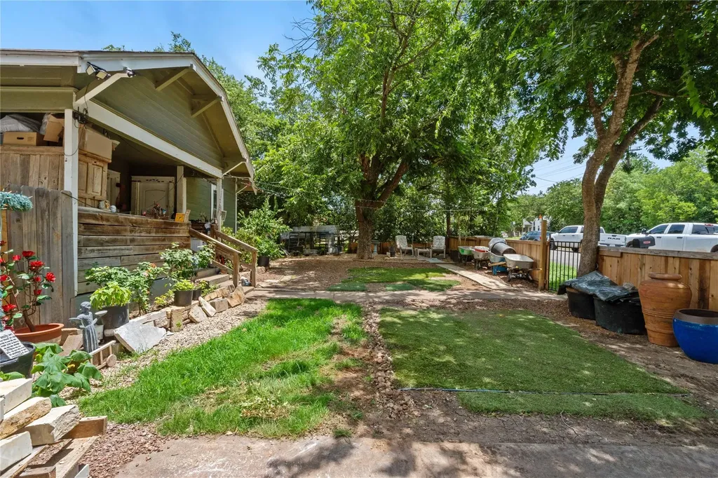 905 W 10th Street Georgetown TX 78626