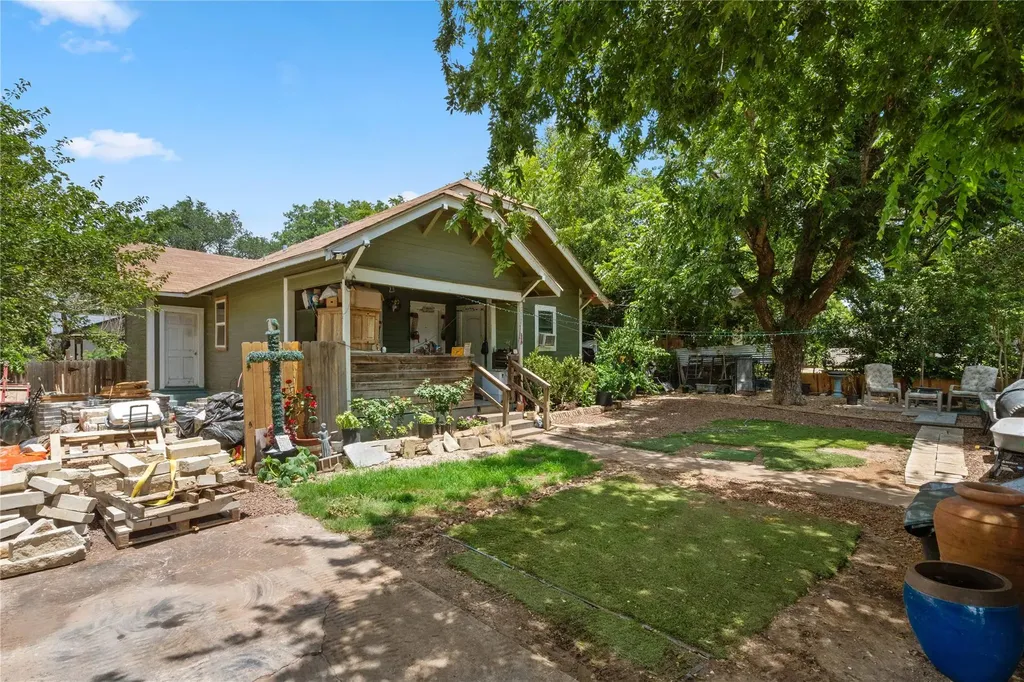 905 W 10th Street Georgetown TX 78626